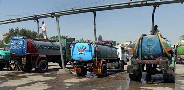 Sindh govt to invite tenders for new contracts of KWSB water hydrants