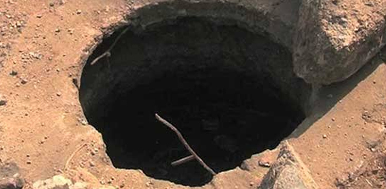 Two sanitary workers die while cleaning manhole in Sargodha