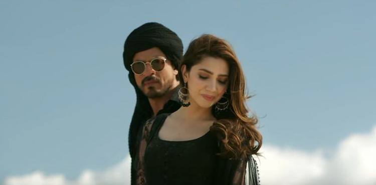 Bollywood director shares throwback photo with Mahira Khan to mark 3 years of 'Raees'