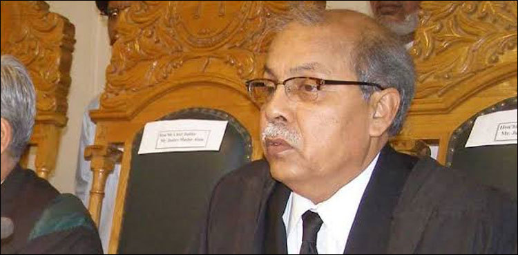 CJP Gulzar Ahmed reaches Karachi to preside over KCR case