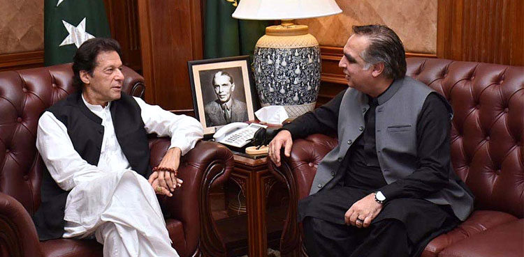 Sindh governor briefs PM Imran on talks with MQM-P