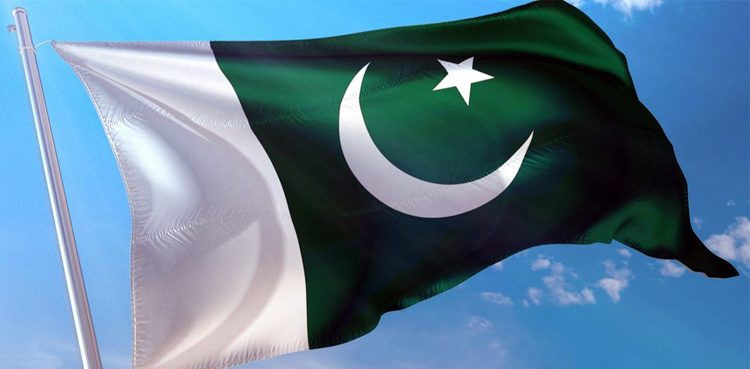 Sukkur begins work on biggest, most expensive flag of Pakistan