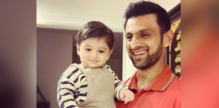 Shoaib Malik spends quality time with his son in Dubai