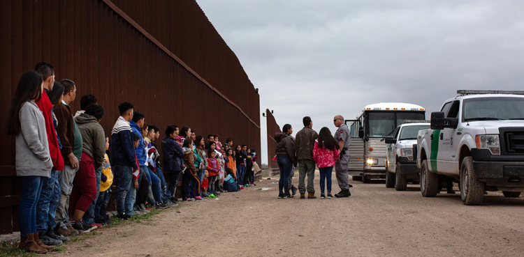 US ready to collect DNA from detained migrants