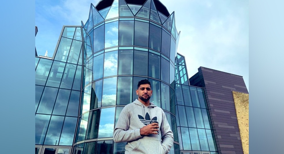 Boxer Amir Khan extends help to underprivileged in Pakistan amid lockdown