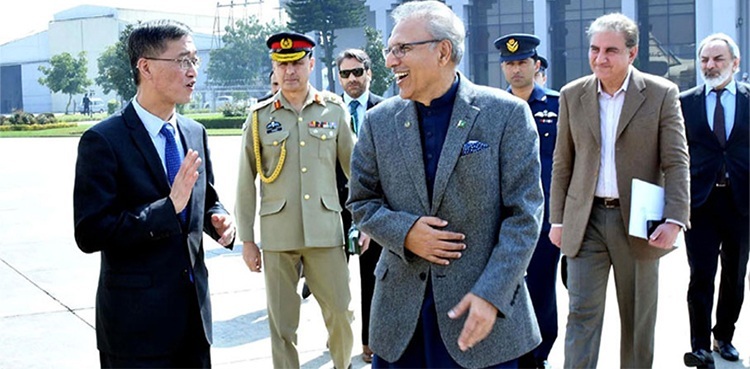 President Alvi, FM Qureshi test negative for coronavirus