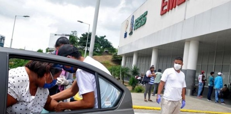 'It is a miracle': Woman declared dead from coronavirus calls family 3 weeks later