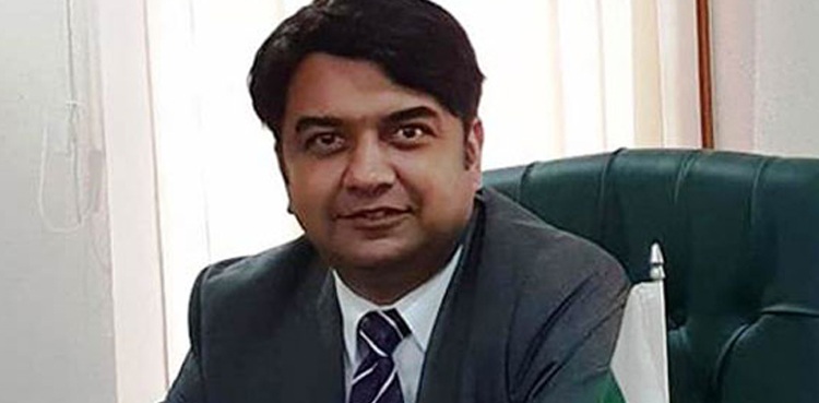 Punjab minister quarantined himself after returning Pakistan from US