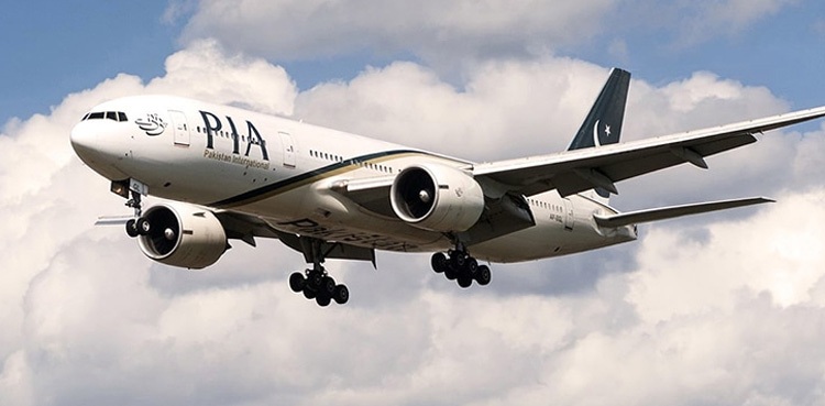 PIA flight lands safely at Karachi airport after mid-air fault