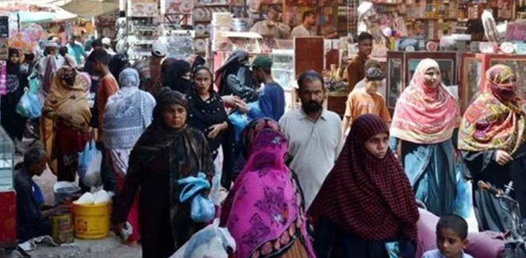 Traders demand Sindh govt allow markets to stay open Friday