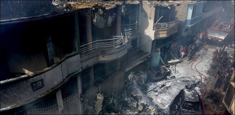 PIA announces to pay six-month rent, rebuild houses damaged in plane crash