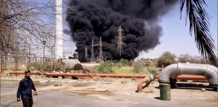 Explosion hits Iran power plant