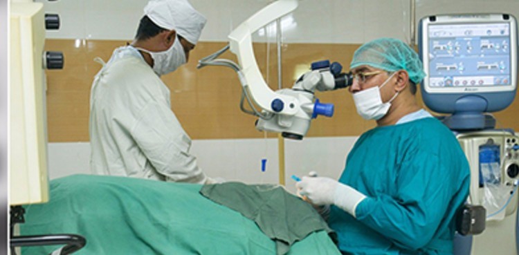 Nine lose eyesight after injection at Abbottabad hospital