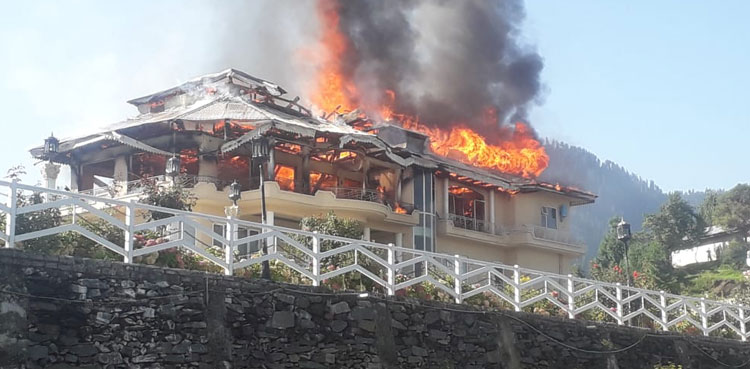 Fire engulfs PML-N leader's residence in Malam Jabba