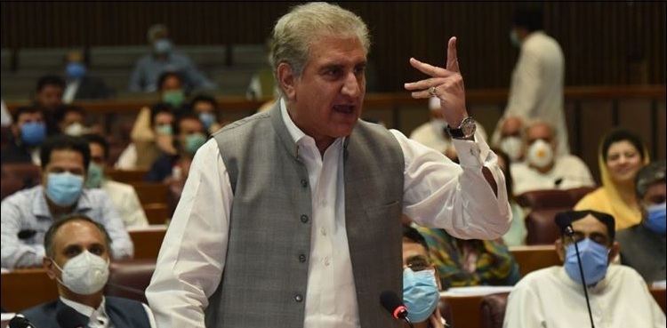 Shah Mahmood Qureshi criticizes Ayaz Sadiq over Abhinandan remarks