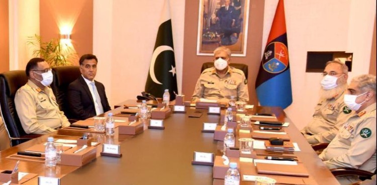COAS visits ISI headquarters, briefed on security situation