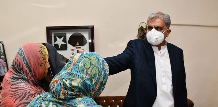 COAS Bajwa visits family of martyred Lt Nasir Hussain Khalid