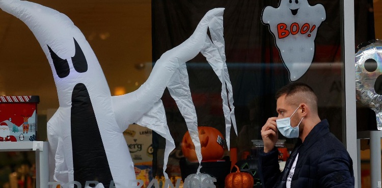 Halloween is cancelled for England's high risk areas