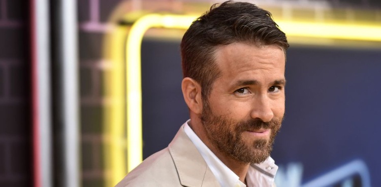 Ryan Reynolds set to take over Welsh soccer club Wrexham
