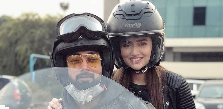 Sana Javed, Umair Jaswal are couple goals as they ride a bike around town