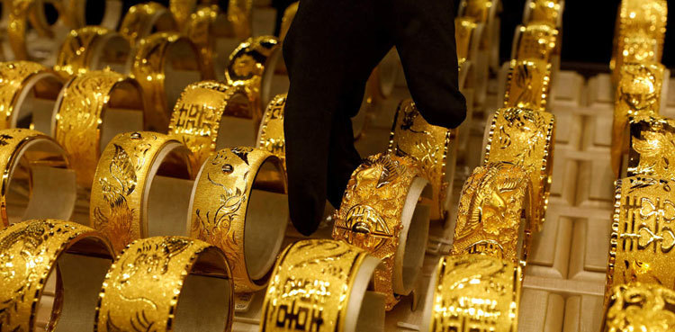 70-tola gold looted in Karachi house robbery