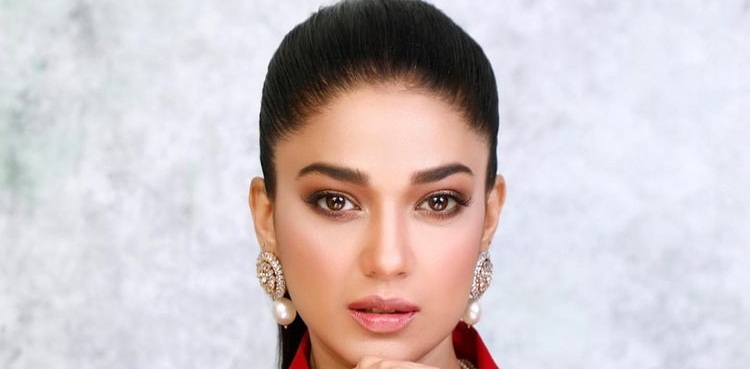 Sanam Jung tests positive for Covid-19, currently in isolation