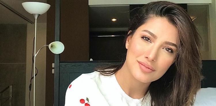 Mehwish Hayat calls on authorities to shut down zoos