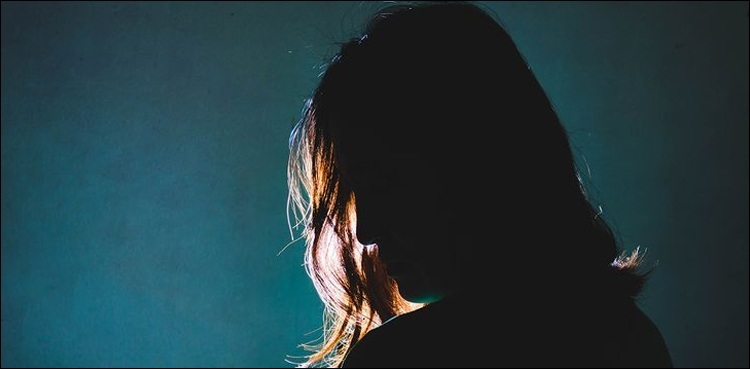 Police bust gang raping girls after offering them work in film