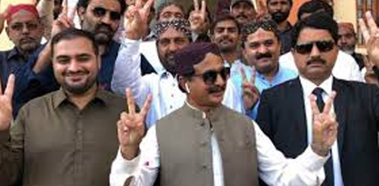 LHC reserves verdict in Haleem Adil Sheikh arrest case