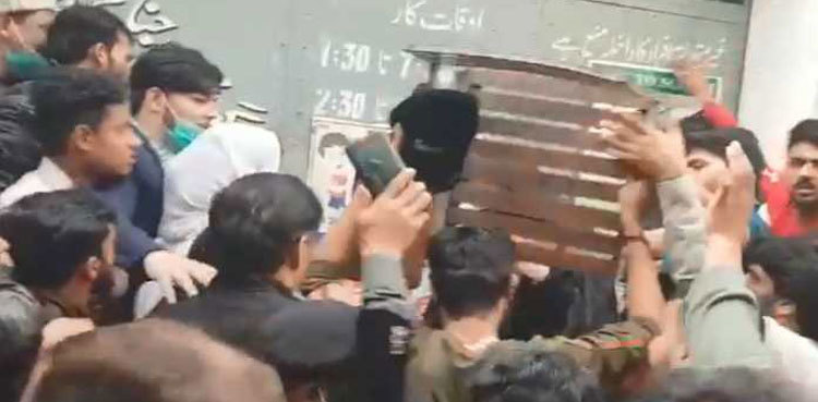 Daska by-poll rigging: ECP summons Usman Dar, Firdous Awan