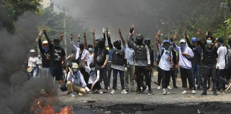 Myanmar junta extends state of emergency, likely delaying polls