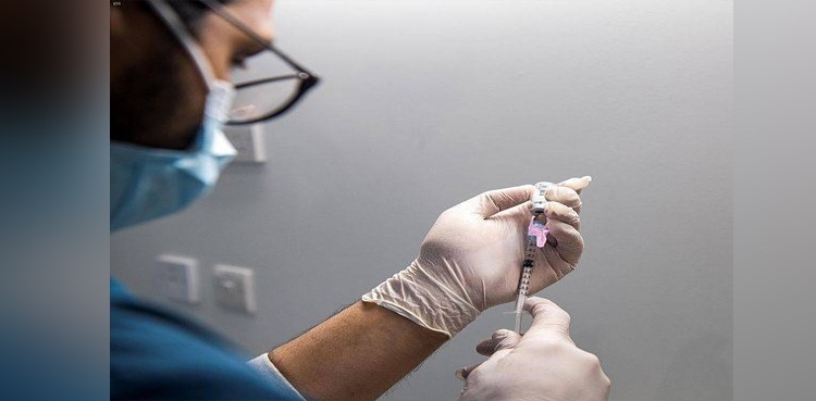 Saudi health ministry announces free Covid vaccines at pharmacies