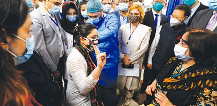 Sindh healthcare workers refusing Covid vaccine to be fired, warns Azra Pechuho