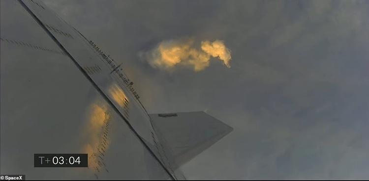 SpaceX Starship SN11 rocket fails to land safely after test launch in Texas