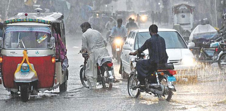 Heavy rain wreaks havoc in upper Sindh, three killed