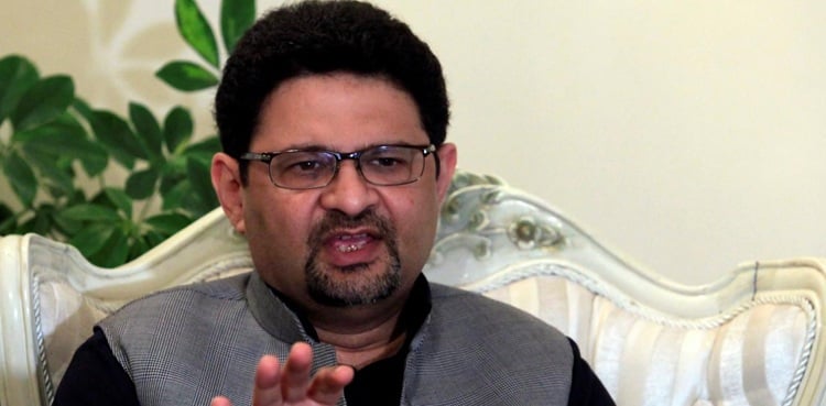 Miftah Ismail meets Nawaz Sharif ahead of talks with IMF
