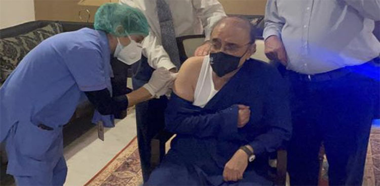 Asif Zardari gets first dose of anti-COVID vaccine, shares Aseefa Bhutto