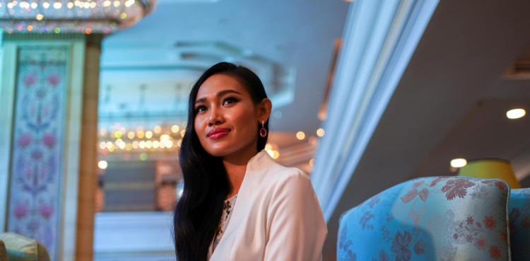Beauty queen takes Myanmar's democratic fight to international stage