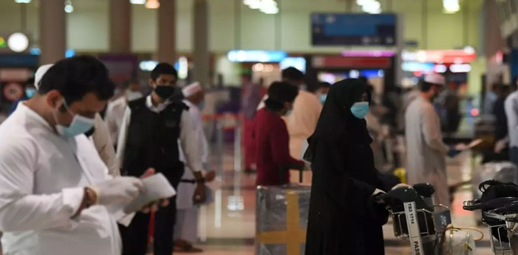 No exiting Karachi airport until Covid report's negative, CAA tells passengers