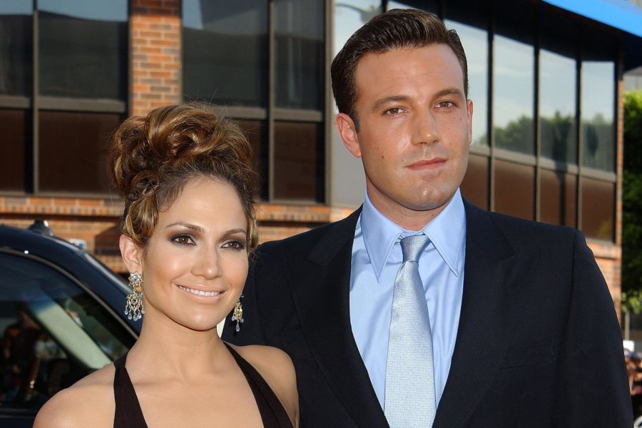Jennifer Lopez and Ben Affleck are officially back!