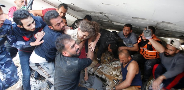 WATCH: Gaza girl survives Israeli strike that shattered her family and home