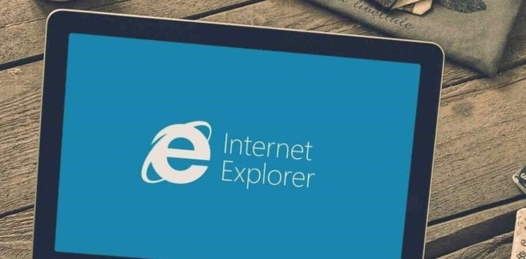 Microsoft to unplug Internet Explorer as it seeks 'EDGE' in browser war