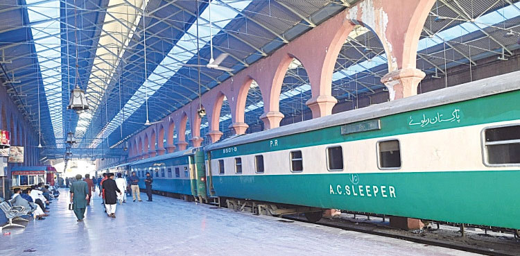 Pakistan Railways limits train operation amid Covid-19 surge