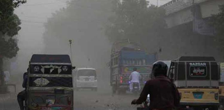 Rainfall with dust storm trips power transmission line in Sukkur