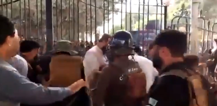 Opposition's protest outside PA: Balochistan home minister orders inquiry