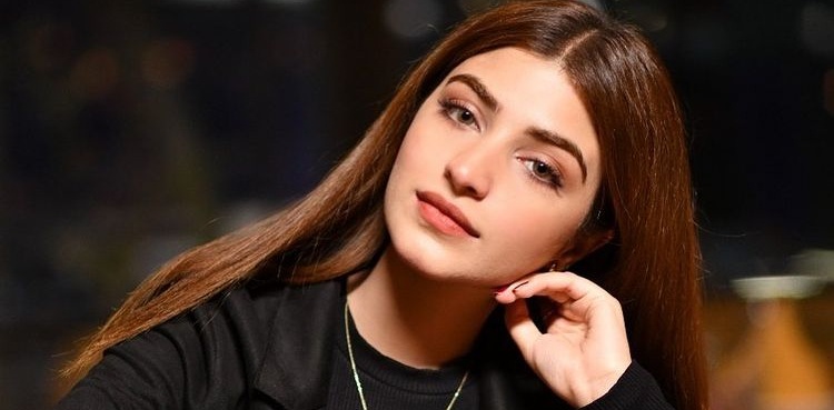 Marriage is not the sole purpose of life: Kinza Hashmi