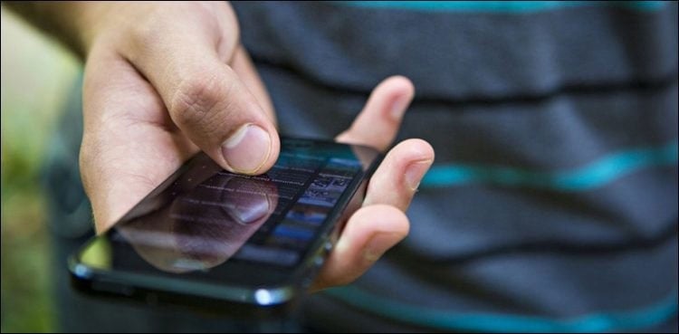 FBR challenges SHC order against tax on mobile phone calls in SC