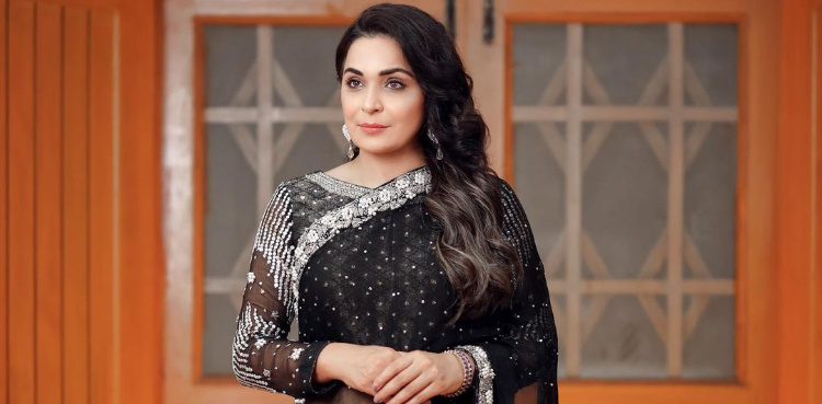 Meera says social media accounts hacked, files complaint with FIA