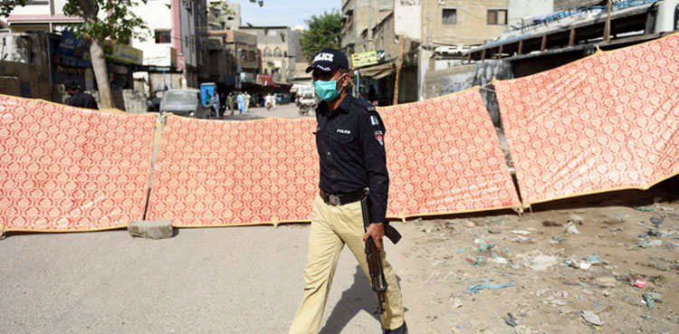 Smart lockdown in Karachi to combat Omicron