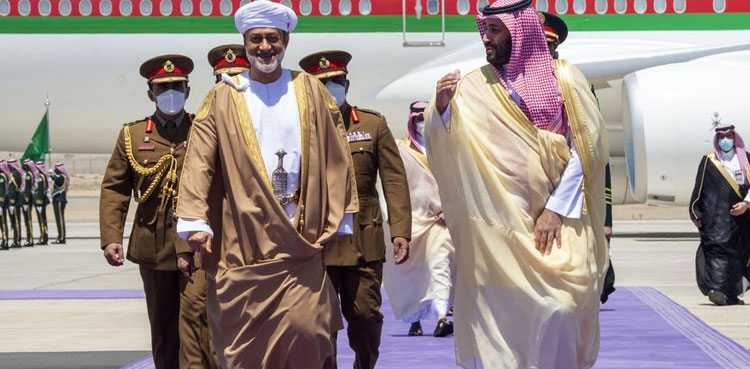 Oman's Sultan visits Saudi Arabia on first overseas trip